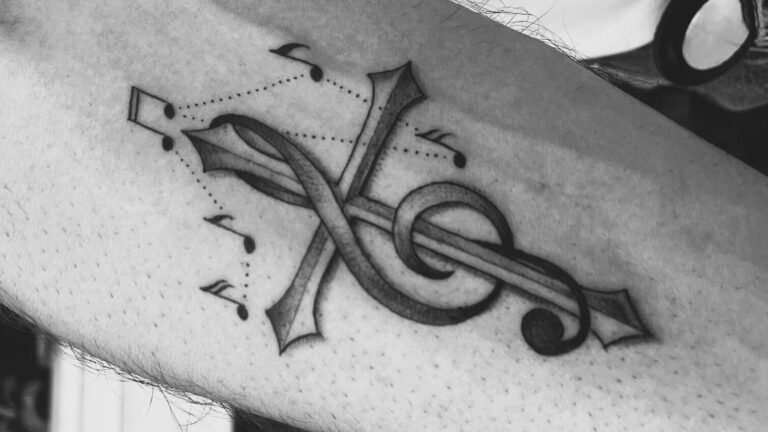 Breve storia di una Sbilancia e di un tatuaggio a 52 anni